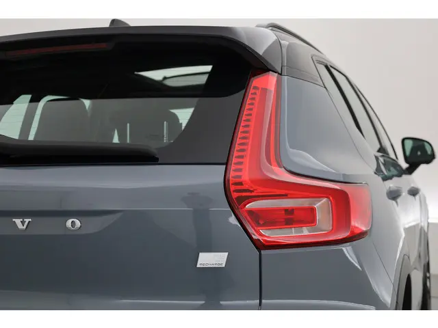 Volvo XC40 Recharge P8 AWD R-Design 2020 Elektrisch 45