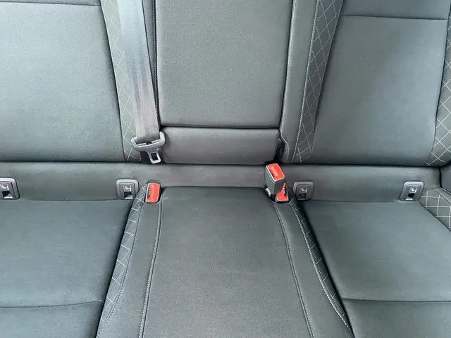 Škoda Karoq 1.5 TSI ACT Business Edition 2021 Benzine 33