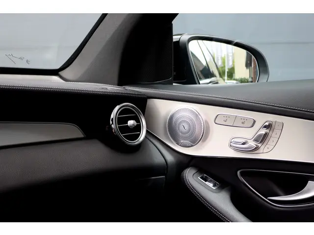 Mercedes-Benz GLC AMG 43 4MATIC | 2018 Benzine 8
