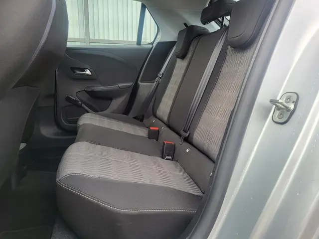 Opel Corsa 1.2 Edition 2022 Benzine 10