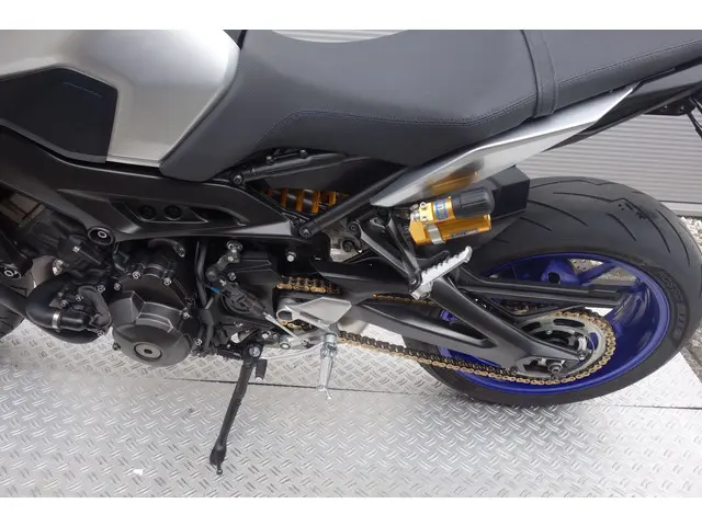 Yamaha MT 09 SP 2018 Benzine 17