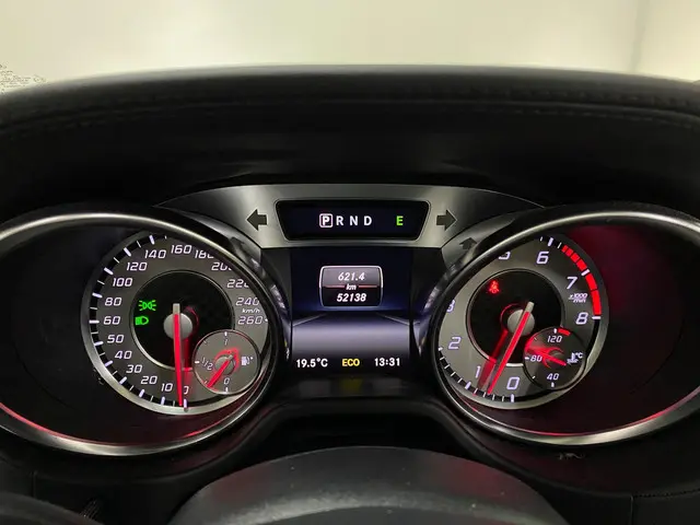 Mercedes-Benz SL 500 2014 Benzine 23
