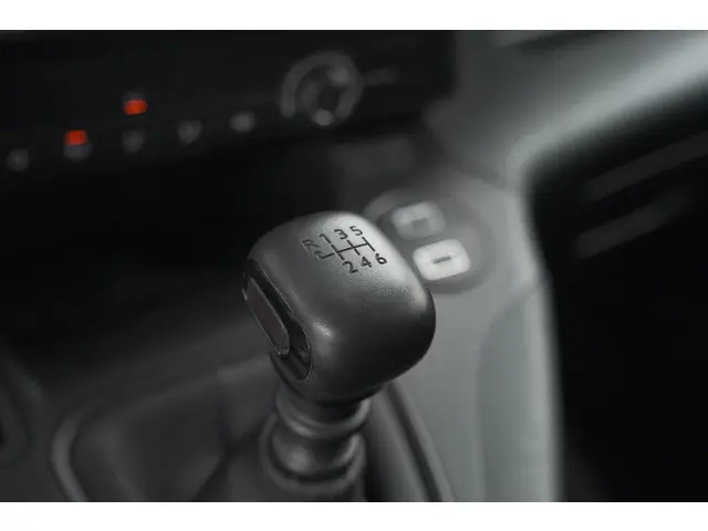 Peugeot Partner 1.5 BlueHDi 100 S&S L1 2024 Diesel 37