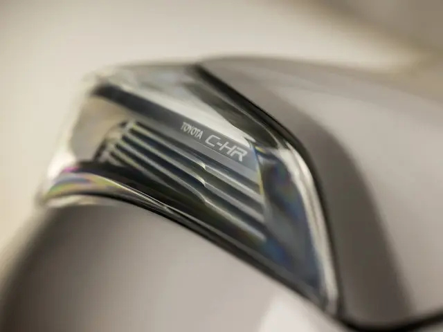 Toyota C-HR 1.8 Hybrid Sport 2018 Hybride Benzine 32