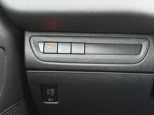 Peugeot 208 1.2 VTi Envy 2013 Benzine 13