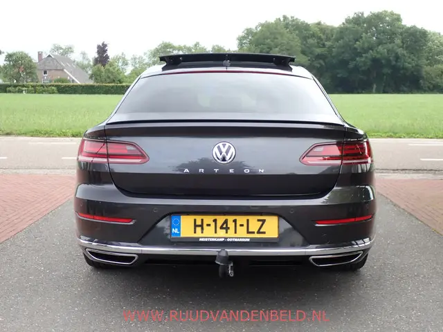Volkswagen Arteon 2.0TSI R-LINE 2019 Benzine 34