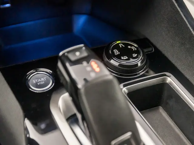 Peugeot 3008 1.2 PureTech GT-Line Sport 2018 Benzine 27