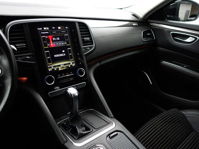 Renault Talisman Estate 1.3 TCe Intens Aut- 2019 Benzine 8