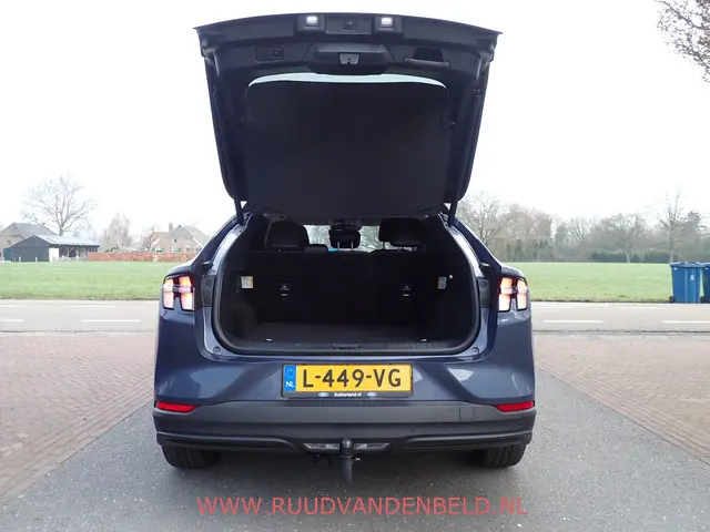 Ford Mustang Mach-E RWD 75 kWh 2021 Elektrisch 29