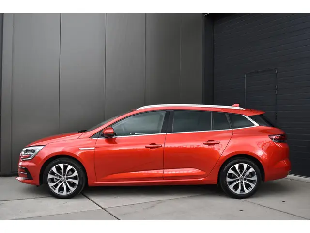 Renault Mégane Estate TCe 140 EDC Intens 2022 Benzine 5