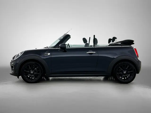 MINI Cooper Cabrio 2