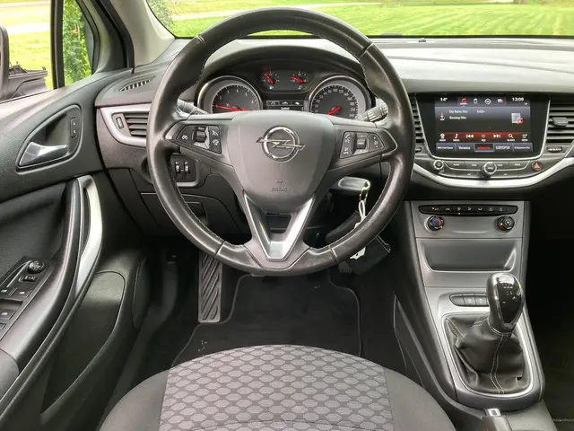 Opel Astra 1.0 TURBO 77KW SPORTS TOURER 2018 Benzine 5