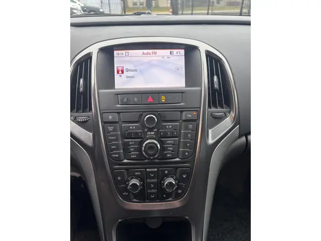 Opel Astra Sports Tourer 1.4 Turbo Cosmo 2012 Benzine 11