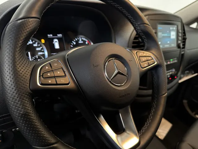 Mercedes-Benz Vito 114 CDI Lang 2024 Diesel 8