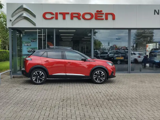 Peugeot 2008 1.2 PureTech GT-Line 2020 Benzine 4