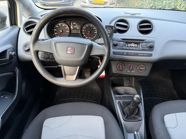 SEAT Ibiza ST 1.2 Reference 2014 Benzine 11