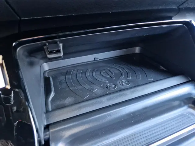 Peugeot 2008 1.2 Hybrid 145 GT 2025 Hybride Benzine 22