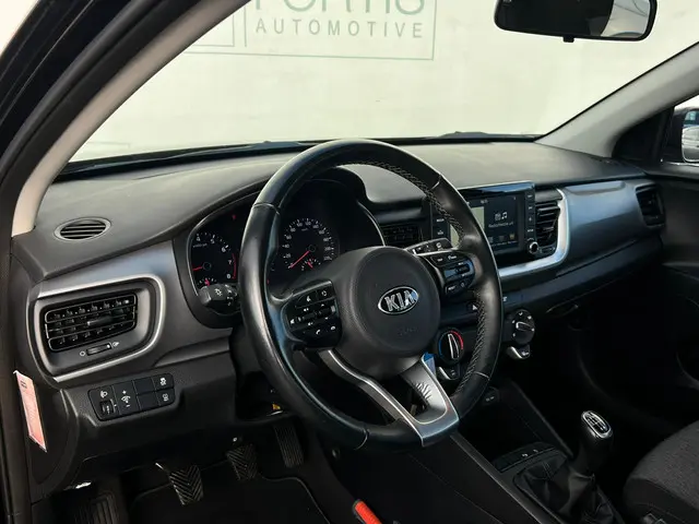 Kia Stonic 1.0 T-GDi DynamicLine 2019 Benzine 12