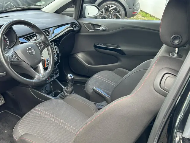 Opel Corsa 1.4 Black Edition 2018 Benzine 19