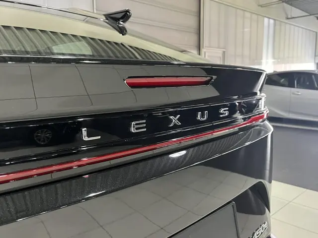 Lexus RZ 450e Comfort Line 71 kWh 2025 Elektrisch 31