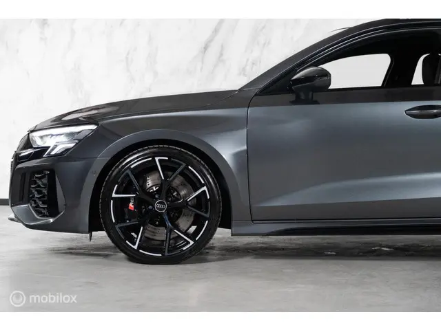 Audi RS3 2.0 TFSI RS 3 quattro 2022 Benzine 7
