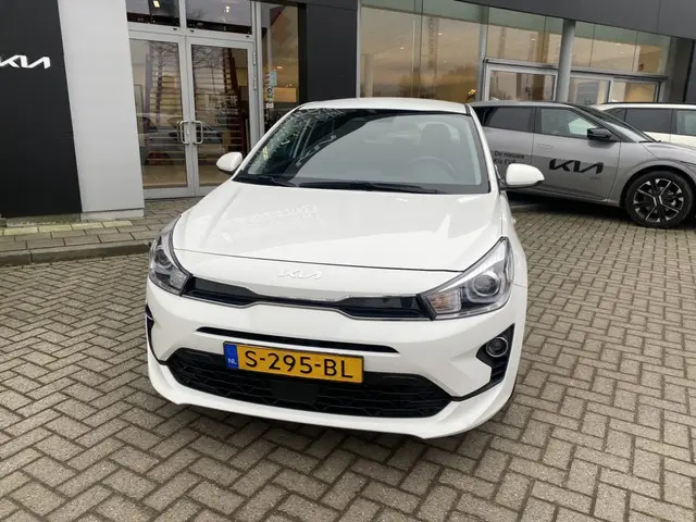 Kia Rio 2