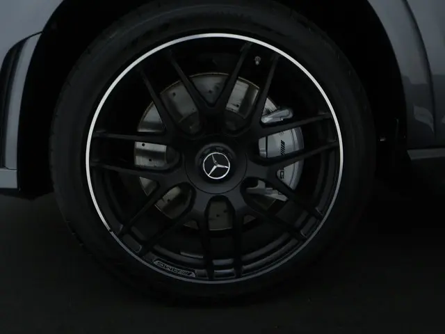Mercedes-Benz GLE 53 AMG 4MATIC+ Limited 2023 Benzine 4