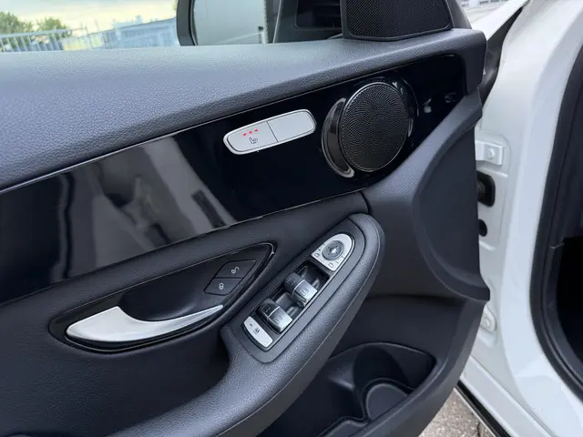 Mercedes-Benz C-Klasse Estate 180 2016 Benzine 13