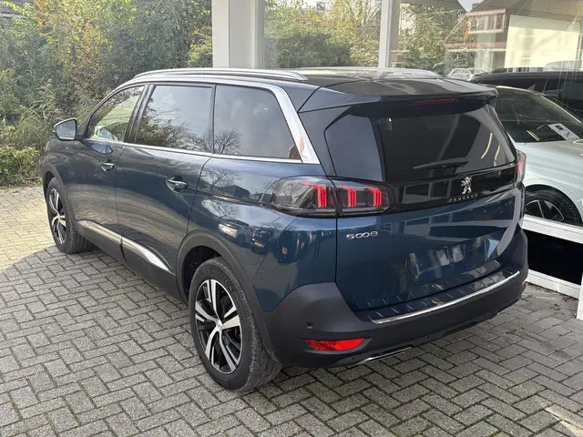 Peugeot 5008 3