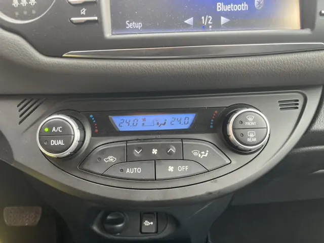 Toyota Yaris 1.5 Hybrid Active 2019 Hybride Benzine 15