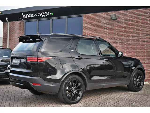 Land Rover Discovery 3.0 D300 HSE 2021 Diesel 32