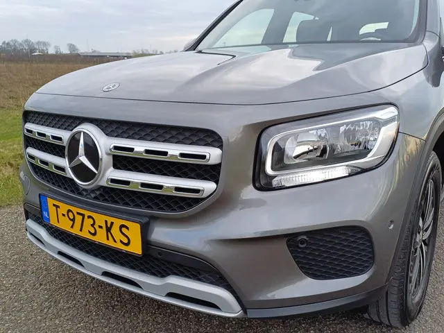 Mercedes-Benz GLB 200 Premium Plus 2022 Benzine 10