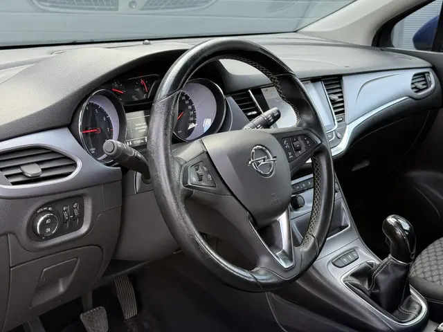 Opel Astra Sports Tourer 1.4 Business+ 2017 Benzine 6