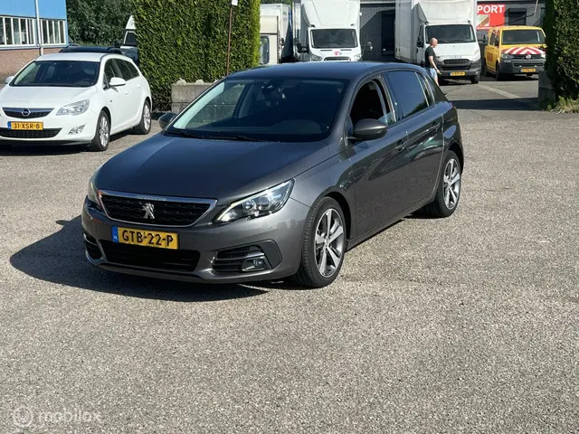 Peugeot 308 1.5 BlueHDi Blue Lease Premium 2019 Diesel 3