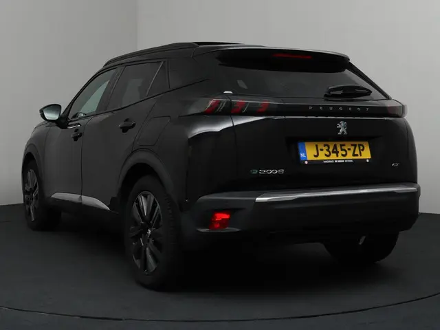Peugeot e-2008 EV GT 50 kWh 2020 Elektrisch 31