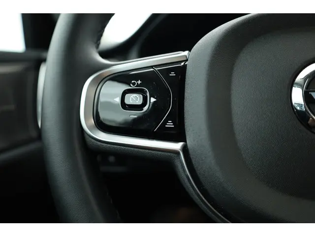 Volvo V60 T6 Recharge Plus Bright 2024 Hybride Benzine 10