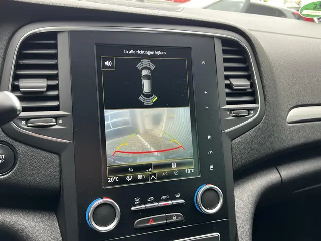 Renault Mégane 1.3 TCe 140 EDC Intens 2020 Benzine 18