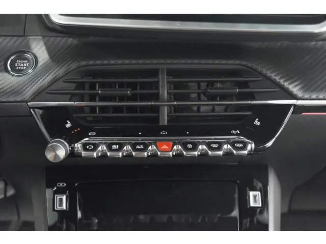 Peugeot 2008 PureTech 130 EAT8 GT 2024 Benzine 53