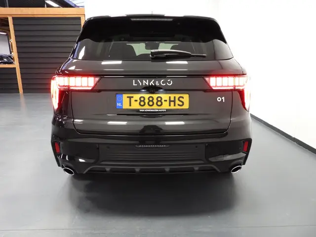 Lynk & Co 01 1.5 PHEV BlackEdition 2023 Hybride Benzine 44