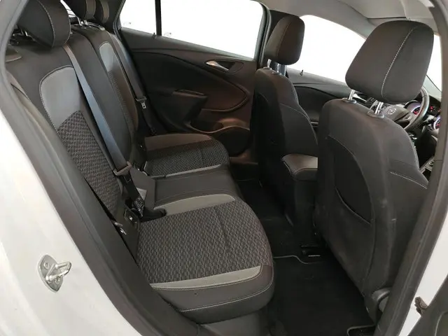 Opel Astra Sports Tourer 1.2 Edition 2020 Benzine 12