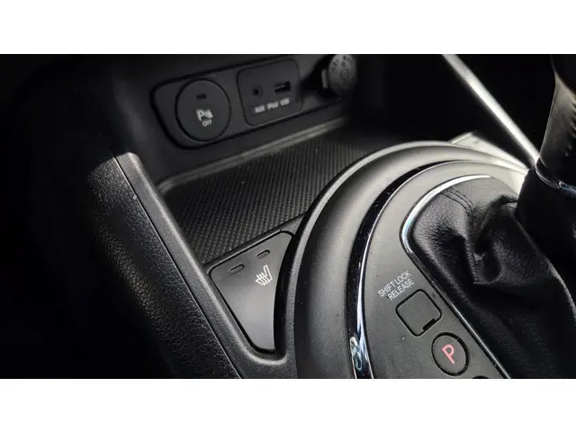 Kia Sportage 2.0 Vision 2013 Benzine 12