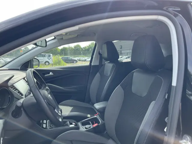 Opel Grandland X 1.2 Turbo Business Edition 2020 Benzine 15