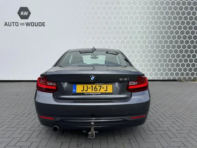 BMW 2 Serie Coupé 218i M Sport Trekhaak 2016 Benzine 25