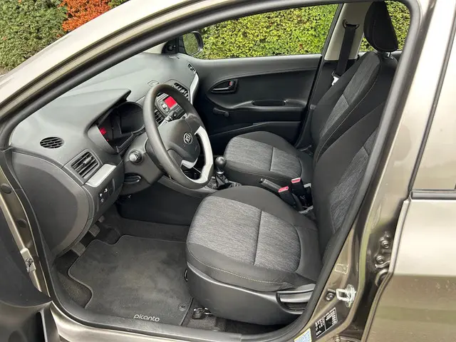 Kia Picanto 1.0 CVVT ISG Airco 14000 km !!! 2014 Benzine 3