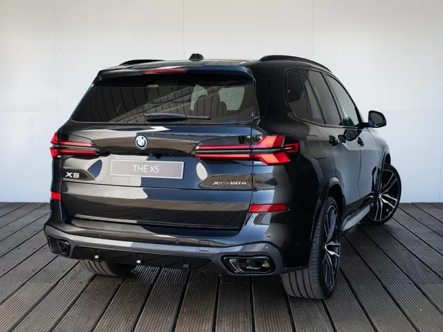BMW X5 xDrive50e 2025 Hybride Benzine 2