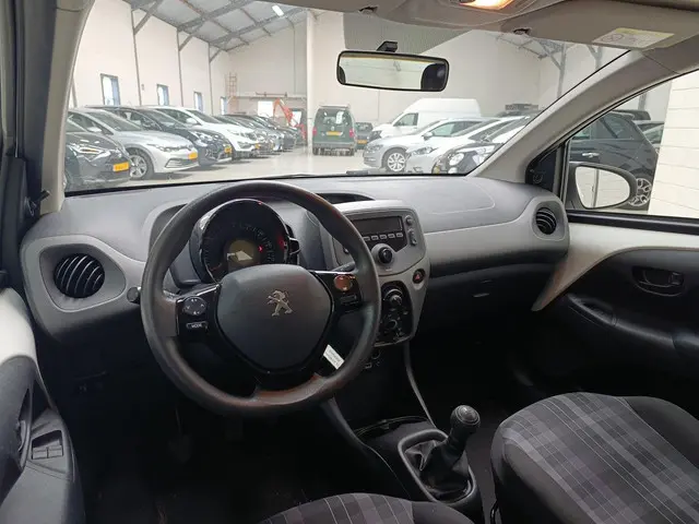 Peugeot 108 1.0 e-VTi Active 2018 Benzine 16