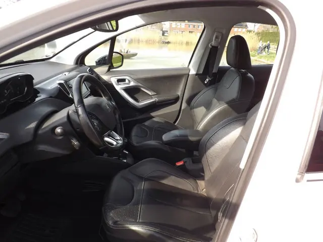 Peugeot 208 1.2 PureTech Première | AUTOMAAT 2016 Benzine 8