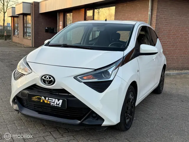 Toyota Aygo 1.0 VVT-i x-clusiv|NAP 2021 Benzine