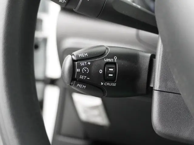 Citroën C3 1.2 83pk PureTech Feel Edition 2018 Benzine 18