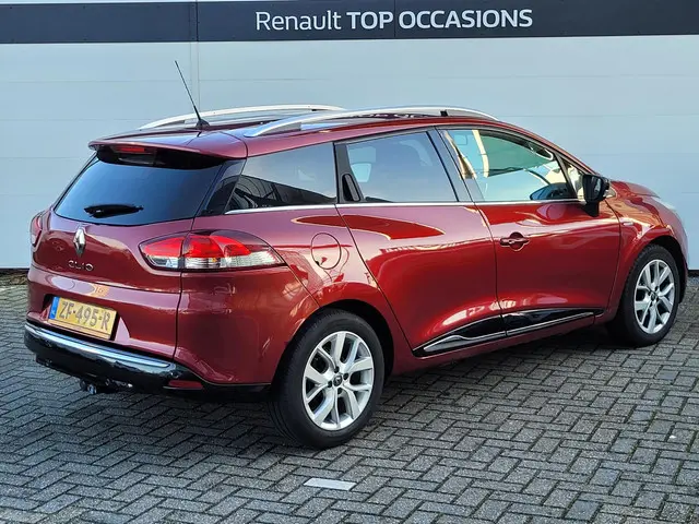 Renault Clio Estate 0.9 TCe Limited 2019 Benzine 2